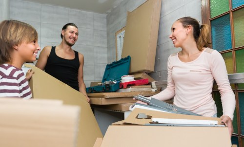 Business and residential removals van service operating in Shepherds Bush