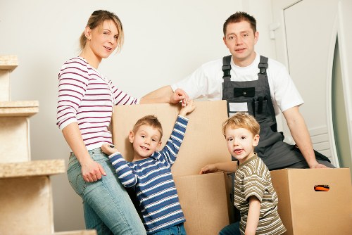 Planning a Shepherds Bush moving truck booking with local access considerations