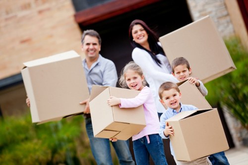 Shepherds Bush moving service for flats, deliveries, and storage